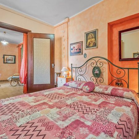 Villetta Degli Oleandri Solanas  Buitenkant foto